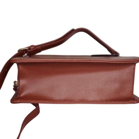 Badgley Mischka Crossbody Coffee Gold Chain NWT - Picture 5 of 7